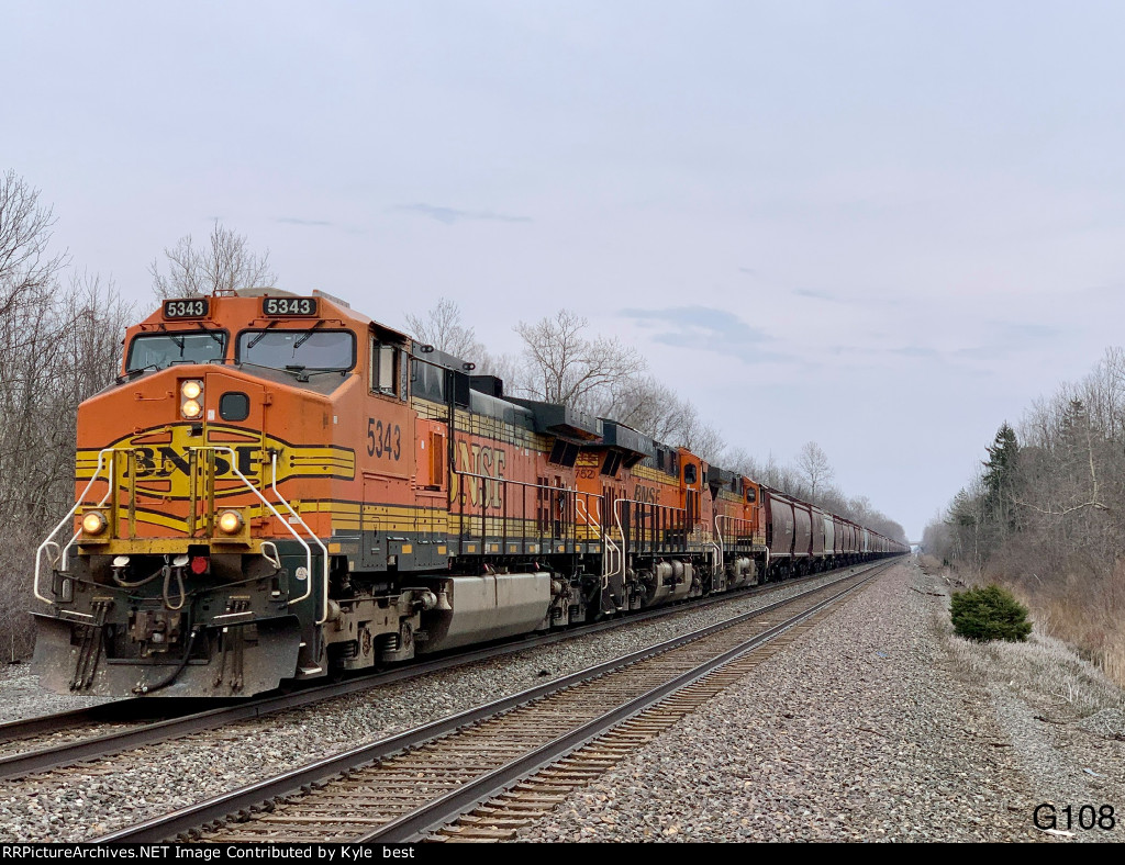 BNSF 5343 on G108